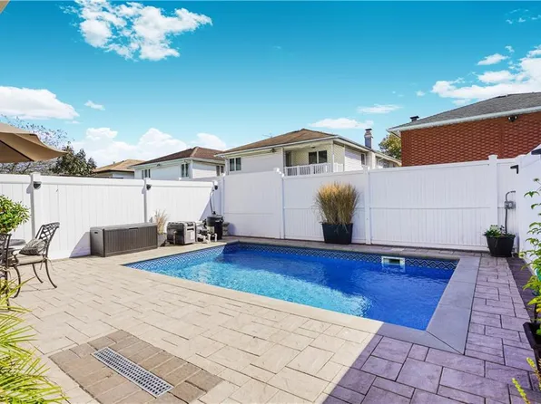 2763 East 65th Street image 3 of 30