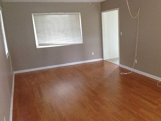 5th image of 8339 Bengalin Ave