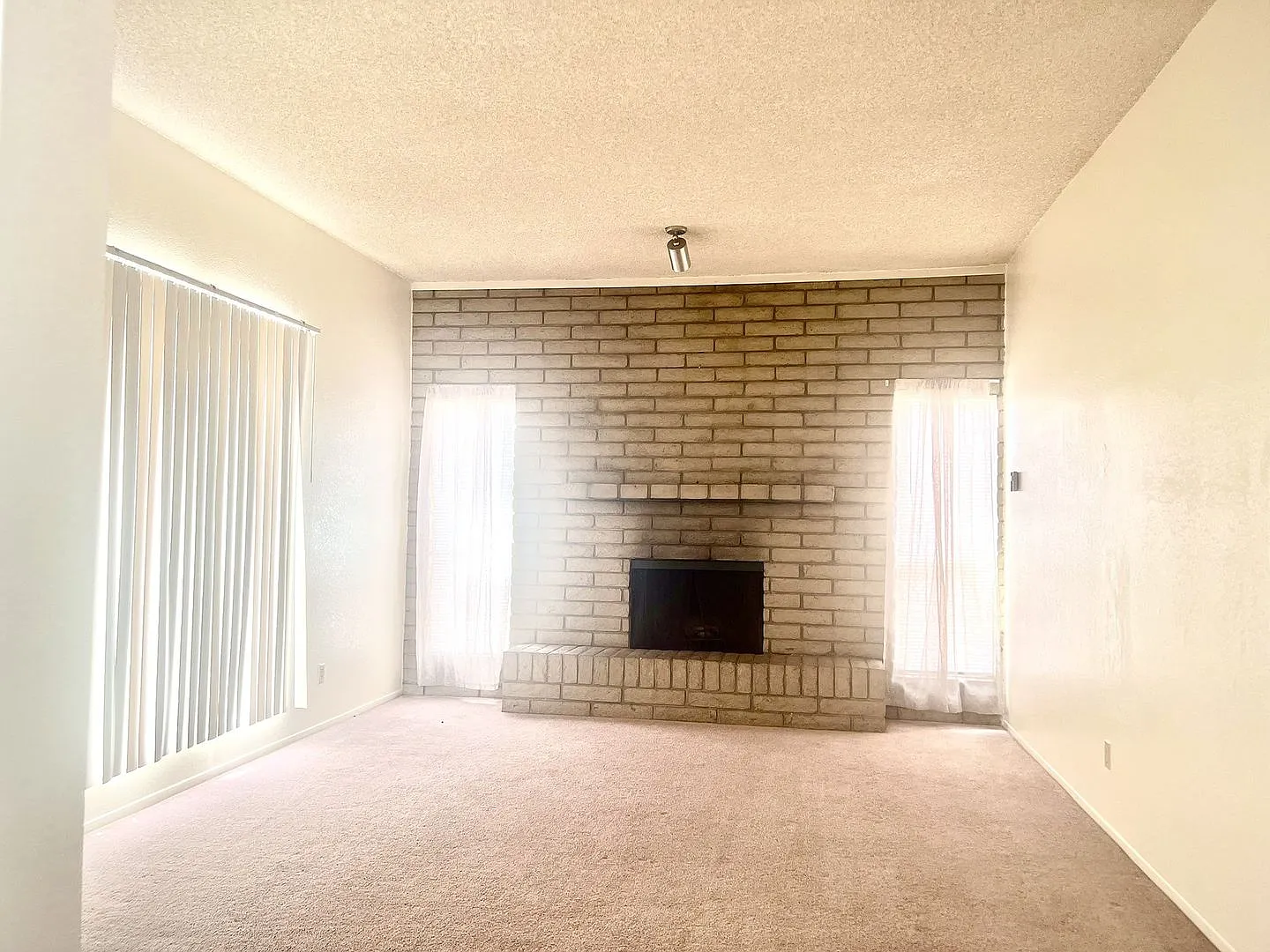 Located Close to School — Photo 4