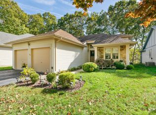 8 Waverly Ln, Jackson, NJ 08527