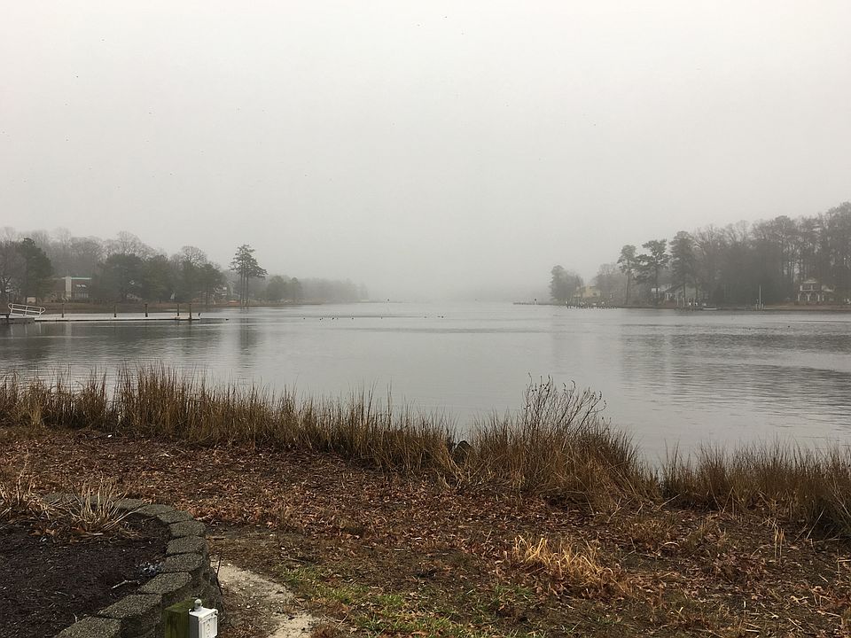 2nd image of 4006 41st St