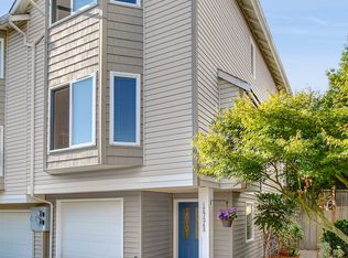 12734 35th Ave NE, Seattle, WA 98125