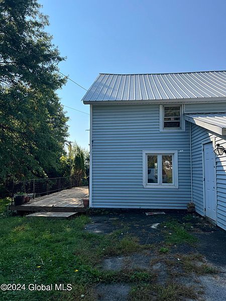 2nd image of 12 Valley View Lane