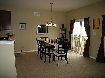 4th image of 1143 Tudor Dr