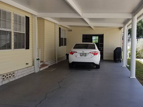2nd image of 10830 Casa Dr