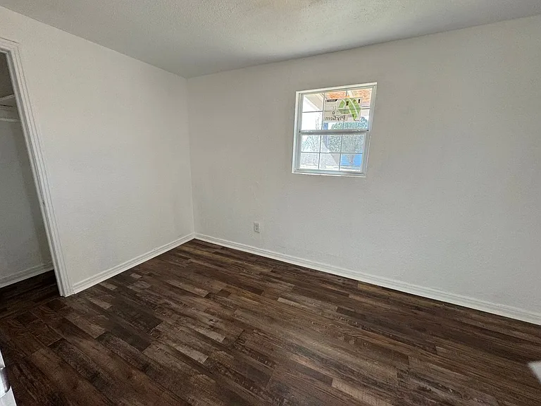 2918 Duke St — Photo 6
