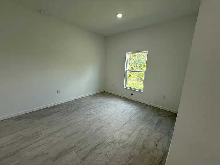 1180 Comfort Ln — Photo 11