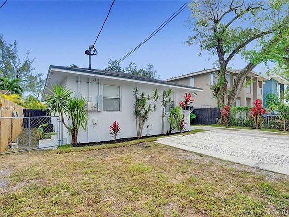4th image of 7983 NW 12th Ct #5