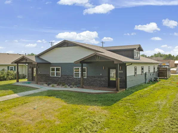 320 N Elm St, Gordon, NE 69343