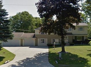 6380 Garden Dr, Mount Morris, MI 48458