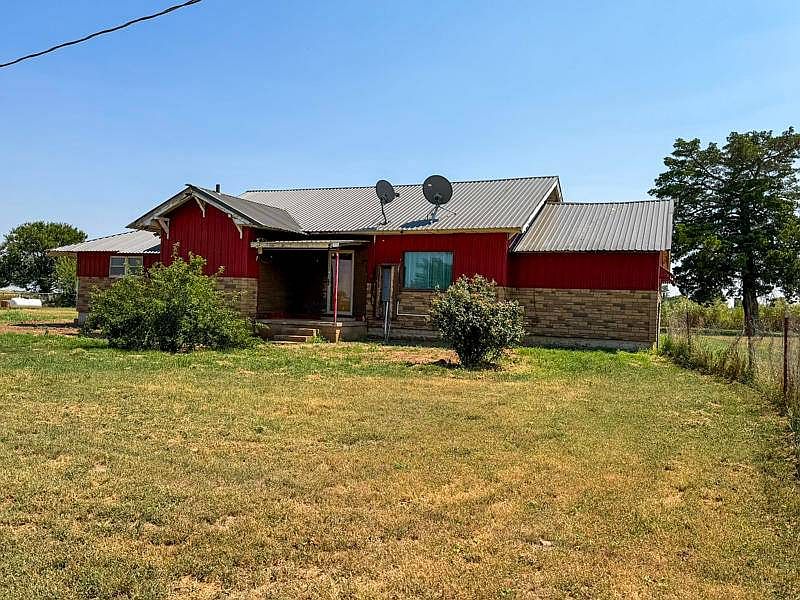 1st image of 4823 S 30th St