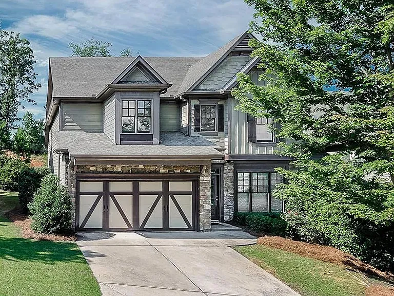 3775 Silver Springs Rd — Photo 1