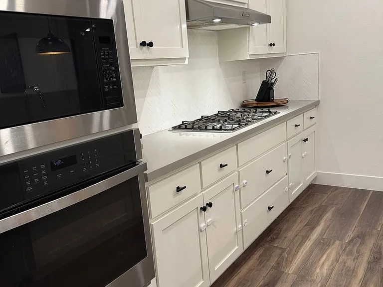 2478 Founders Pl — Photo 10