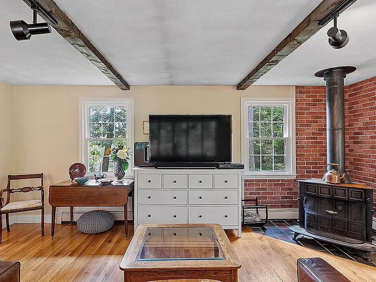 21 Eldridge Rd — Photo 15