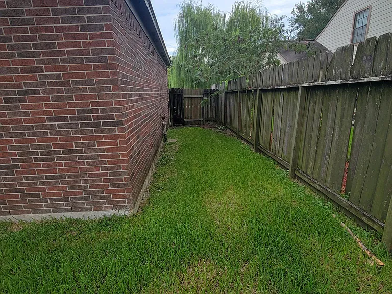 731 Heathgate Dr — Photo 60
