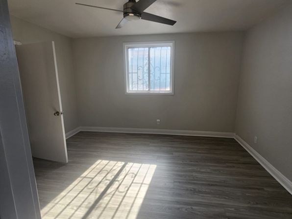 4420-4422 Stanford Ave
