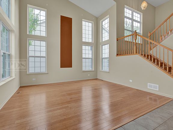 5th image of 10496 Sawgrass Ln