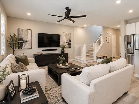 4th image of 882 Cherry Glen Pl