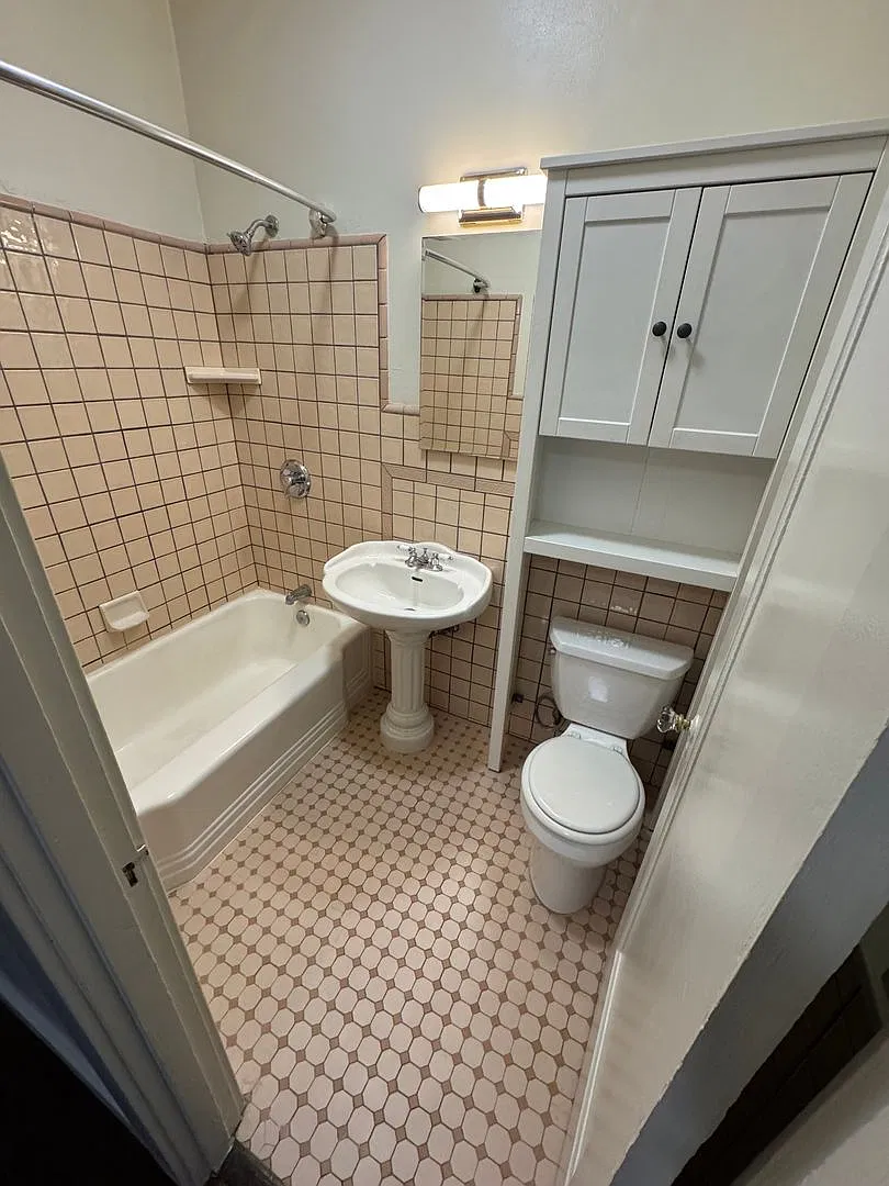 1870 Washington St. — Photo 3