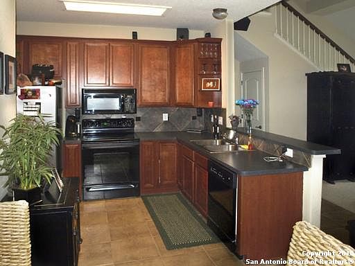 5th image of 616/618 E THEISSEN STREET 616/618