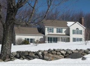 27 Old Main Rd, Montgomery, MA 01085