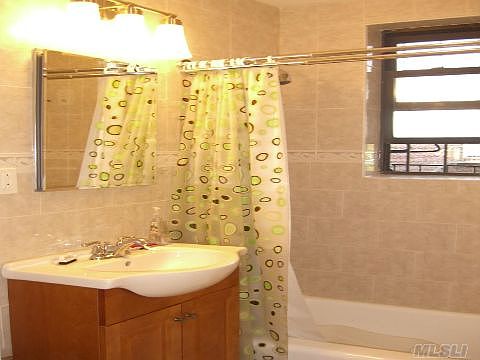 5th image of 14105 Pershing Cres APT 510