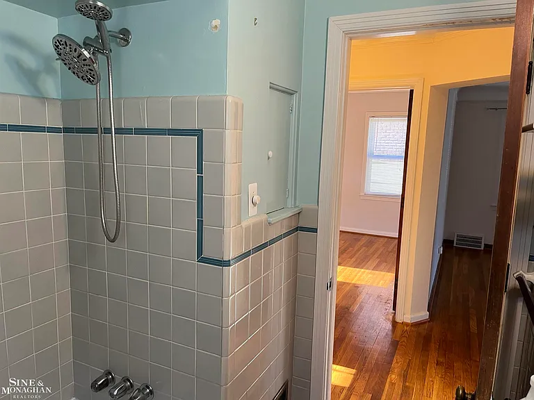 1351 Somerset Ave — Photo 13