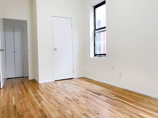 Rented by AJ Clarke | media 10