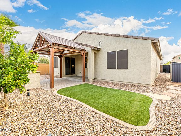 5th image of 274 E VICENZA Drive
