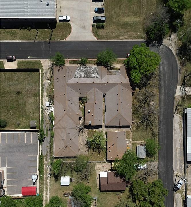 1st image of 111 S 33rd St