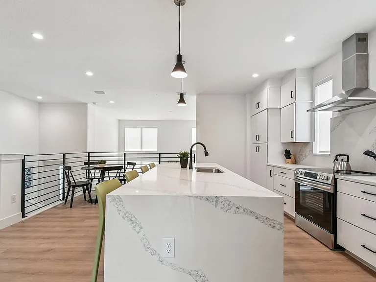 3826 Pompano Dr SE — Photo 55