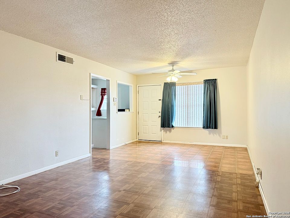 1st image of 911 Vance Jackson Rd APT 104J