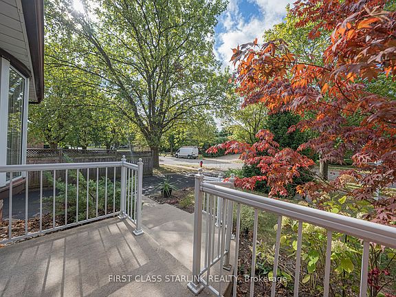 3rd image of 621 Dynes Rd