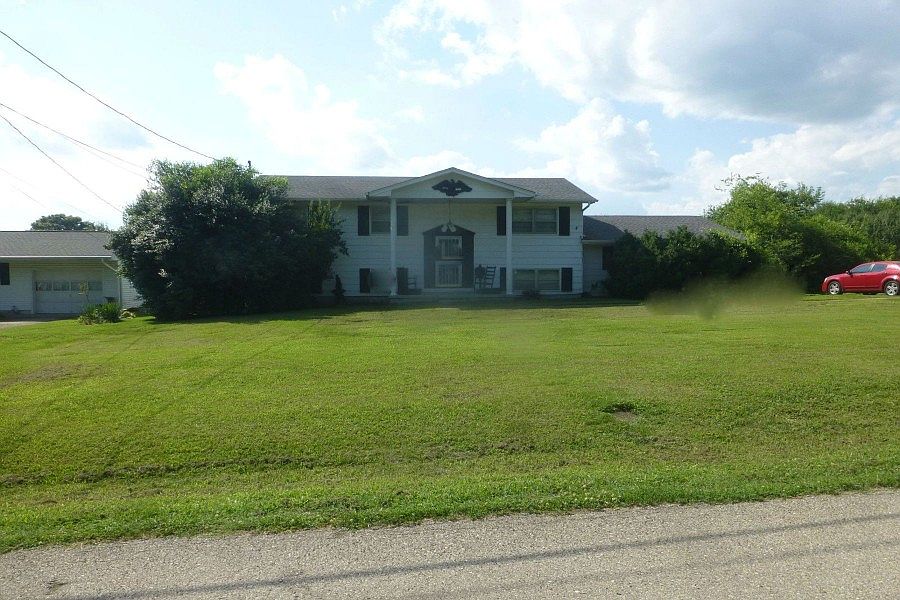 1st image of 11109 Farr Dr