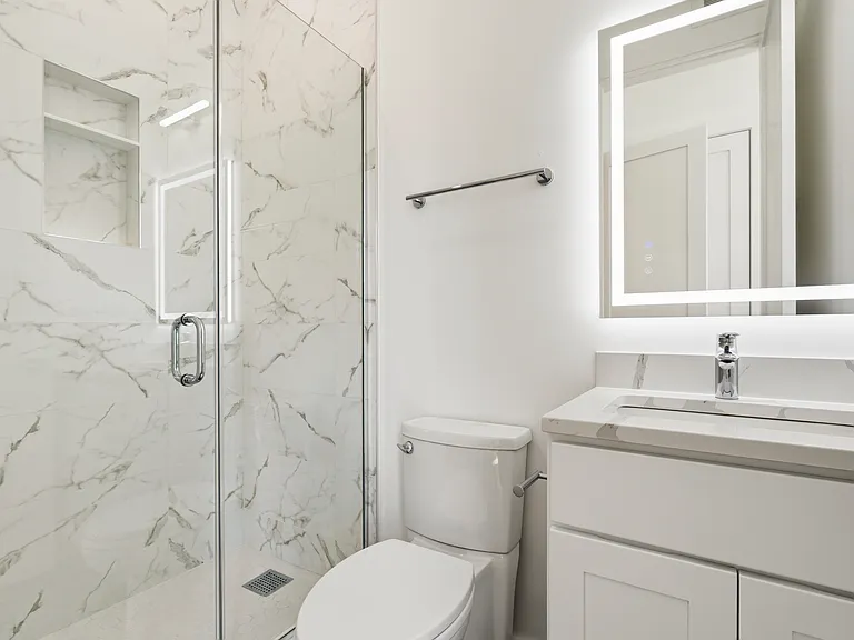 710 Kennedy St NW #11 — Photo 17