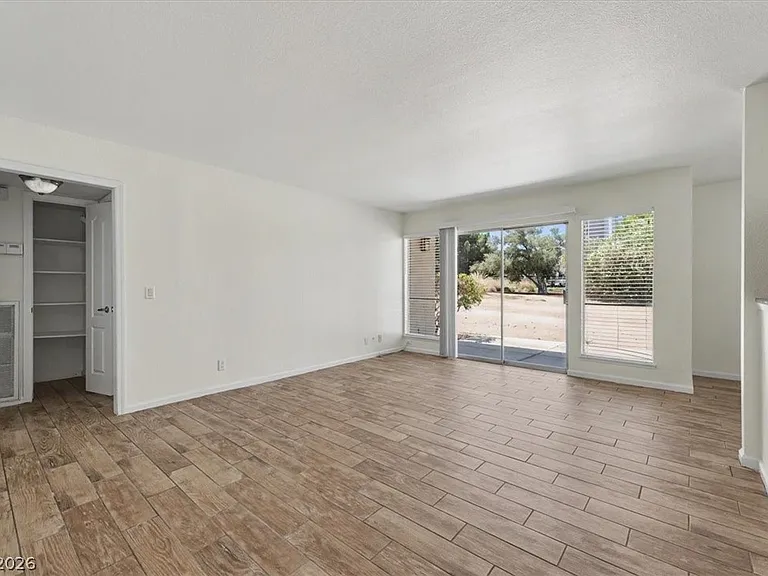 618 Oakmont Ave #2303 — Photo 8