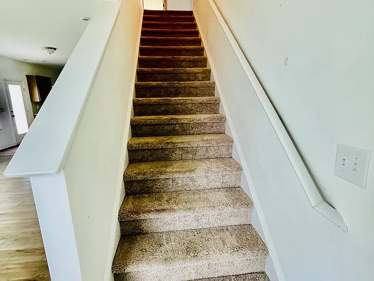 313 Winston Way — Photo 20