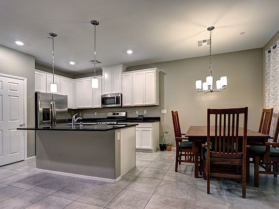 4th image of 8454 Classique Ave Unit 104