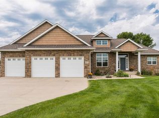 4273 Buffalo Ct NE, Solon, IA 52333