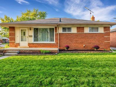 16531 Frazho Rd, Roseville, MI, 48066