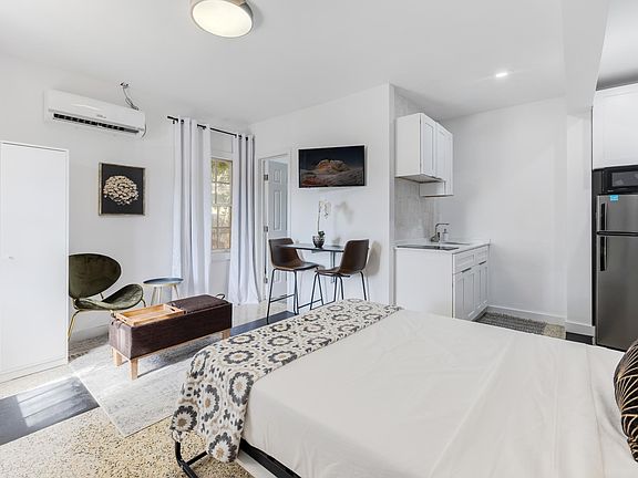 5th image of 421 75th St #1A