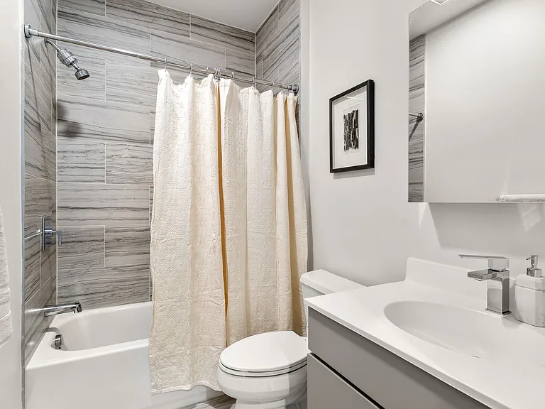 17 Vinton St #1 — Photo 7