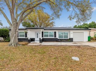 5948 51st Ave N, Kenneth City, FL 33709