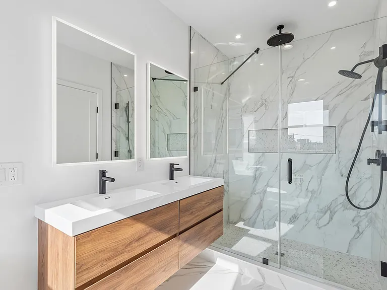 1342 S Bouvier St — Photo 15