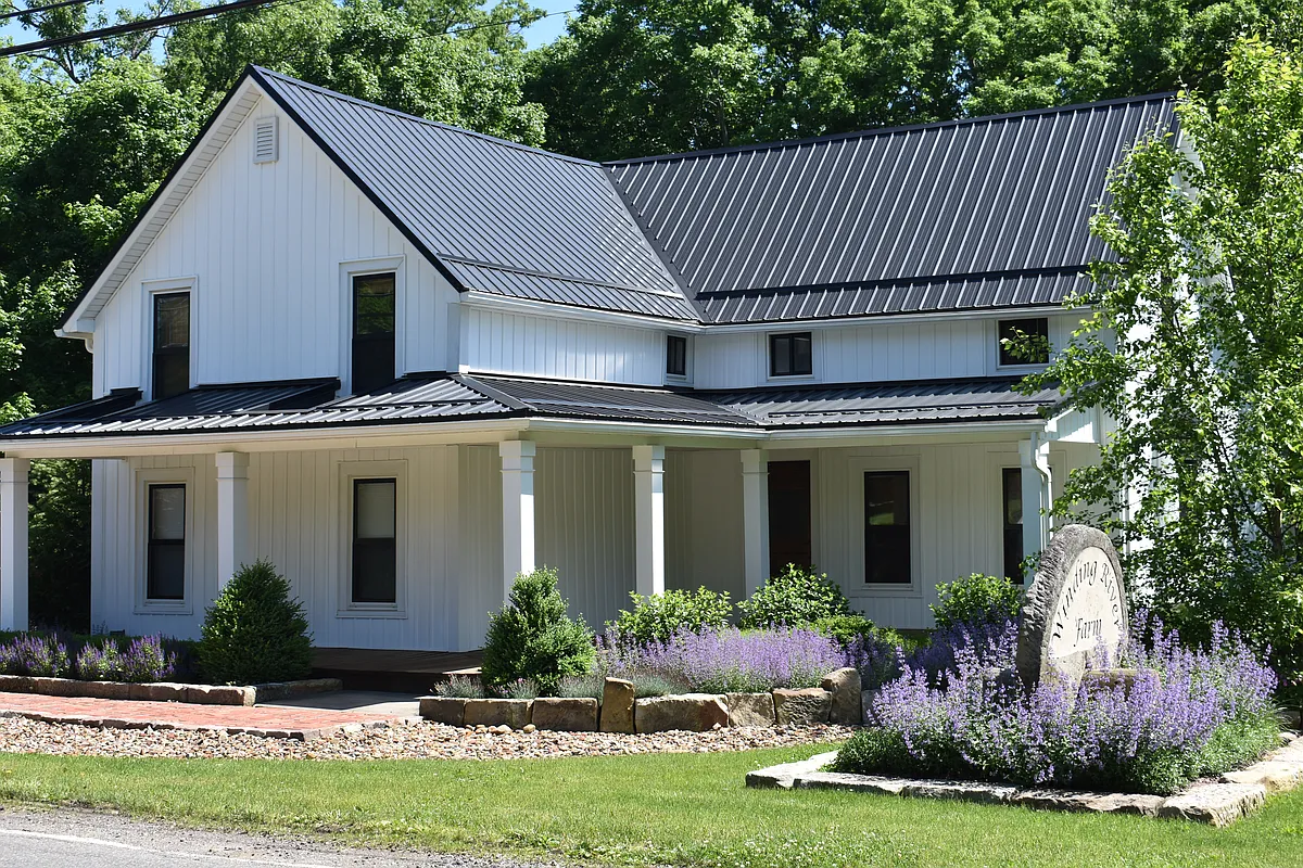 Building Photo - 6287 Riverview Rd