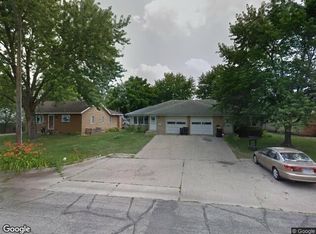761 Shumway St S, Shakopee, MN 55379