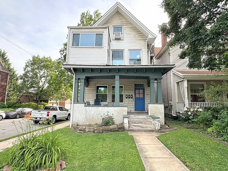746 E End Ave #1 — Photo 9