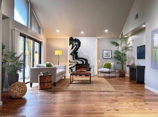 2036 Promontory Point Ln, Gold River, CA 95670