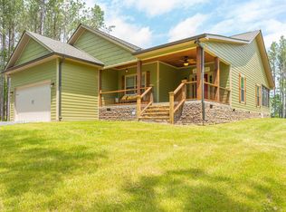 317 Lakeview Dr, Dalton, GA 30721