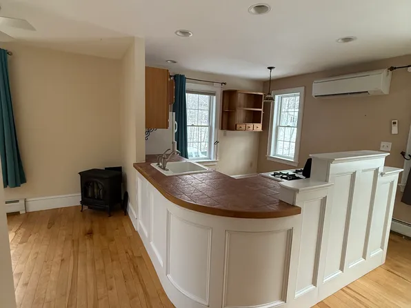 58 Crossbow Ln #58A, North Conway, NH 03860